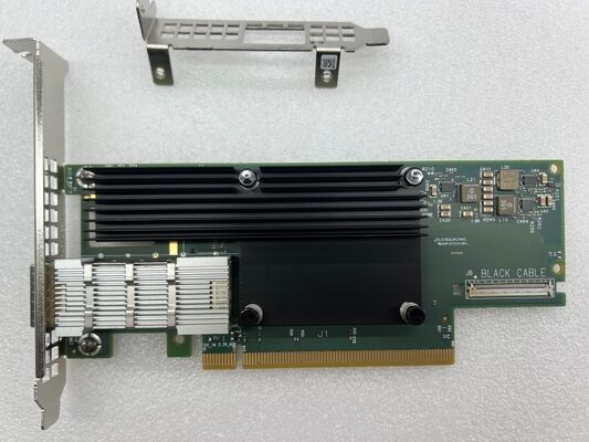 NVIDIA MCX653105A-HDAT ConnectX-6 Adaptor QSFP56 Tunggal 200G HDR PCIe4.0 VPI HCA