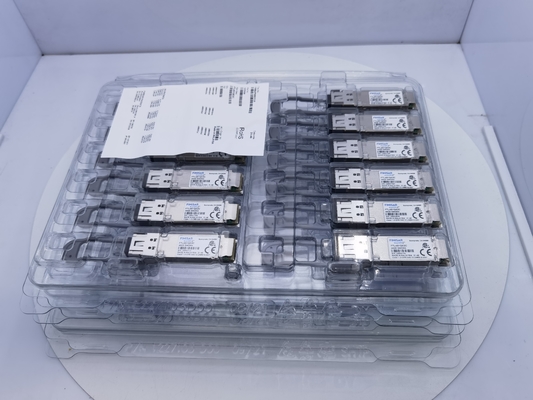 Finisar FTL4S1QE2C SWDM4 QSFP+ Transceiver Optik Untuk 40G Ethernet Melalui Duplex MMF