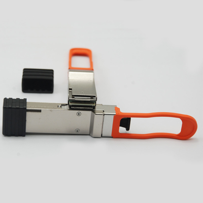 Finisar FTL410QD4C 40GBASE-SR4 / 10GBASE-SR 300m QSFP+ Gen4 Menembus Ke 10GBASE-SR Ethernet
