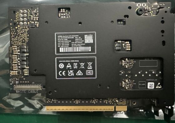 NVIDIA BlueField-3 B3240 900-9D3B6-00CN-AB0 DPU 16 Core Arm 32GB DDR5 2x400GbE QSFP112 PCIe Gen5 x16 FHHL Pending Cooling Unit Pemrosesan Data